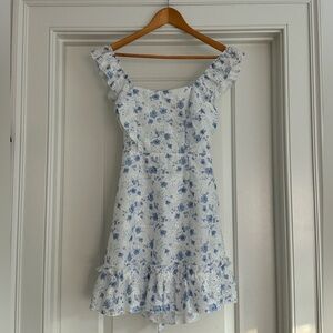 SIZE XS HELLO MOLLY FLORAL DRESS